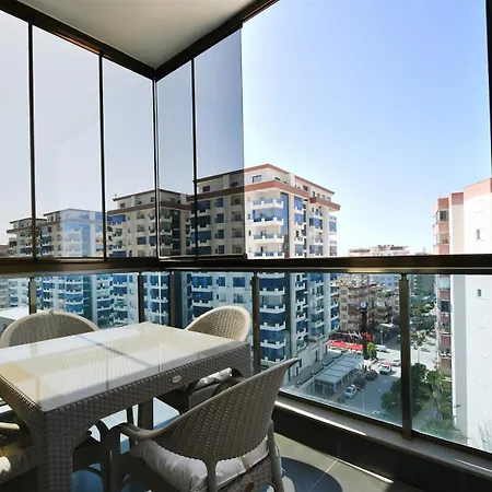 Gokgur 2-bedroom For Rent, 400 Meters From The Sea, Mahmutlar, شقة